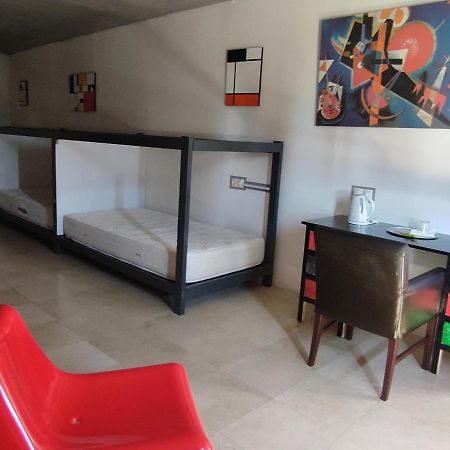 Hostel Puerto Algeciras Esterno foto