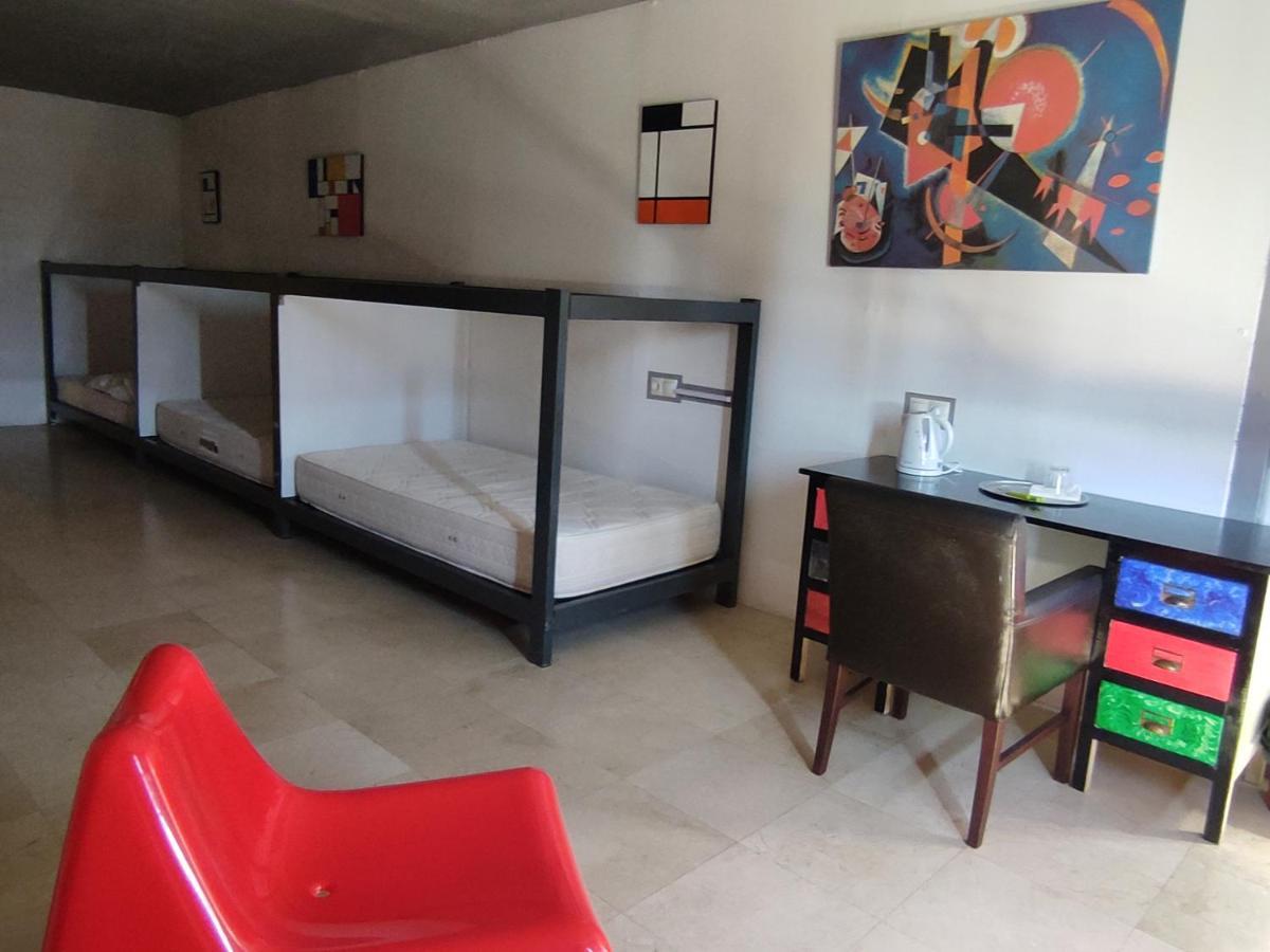 Hostel Puerto Algeciras Esterno foto